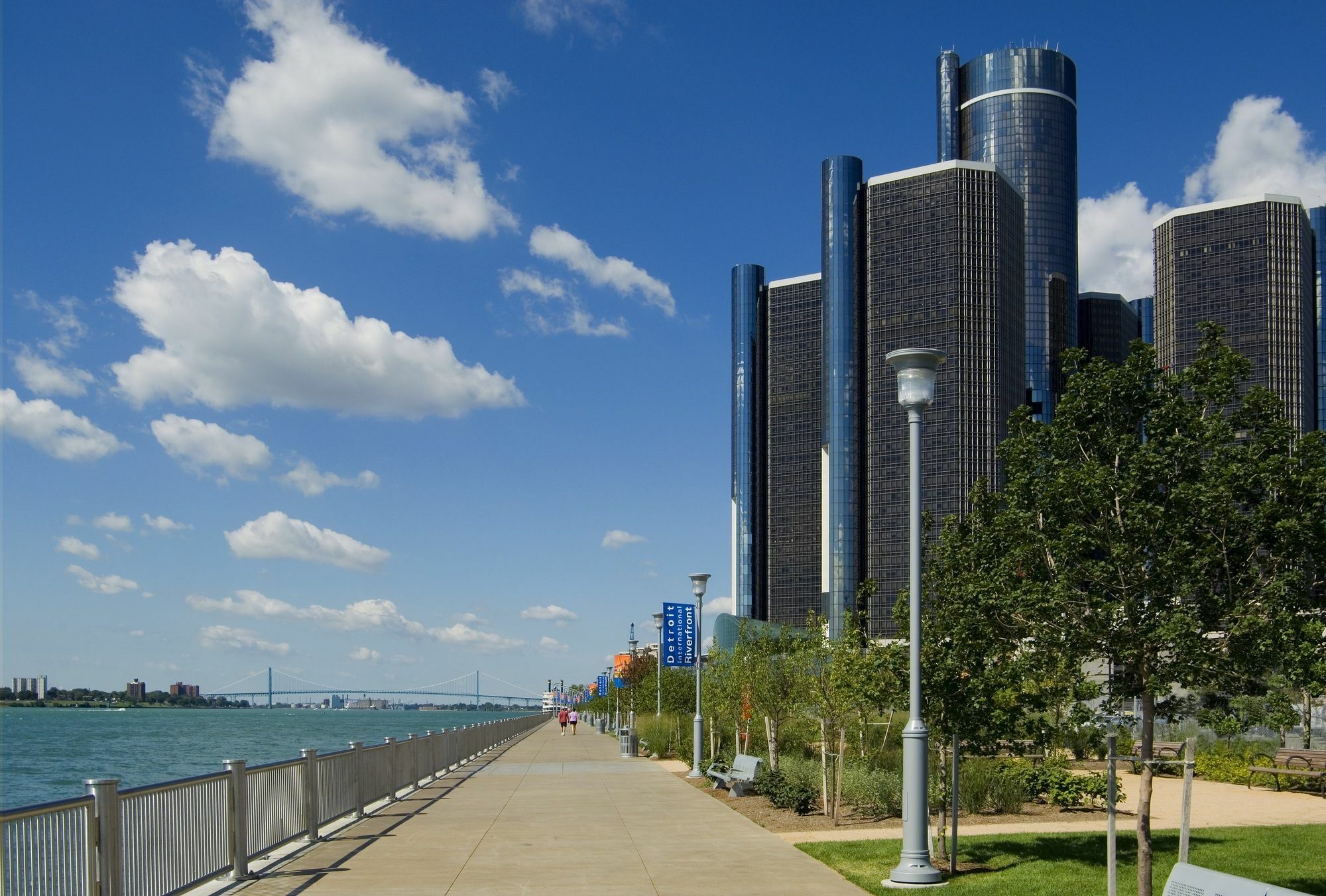 Отель Detroit Marriott At The Renaissance Center Экстерьер фото